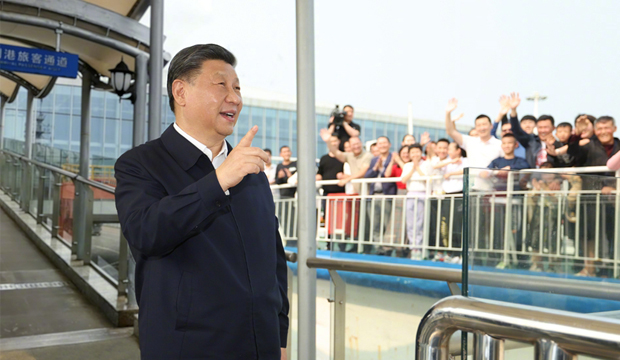習(xí)近平在廣東考察調(diào)研